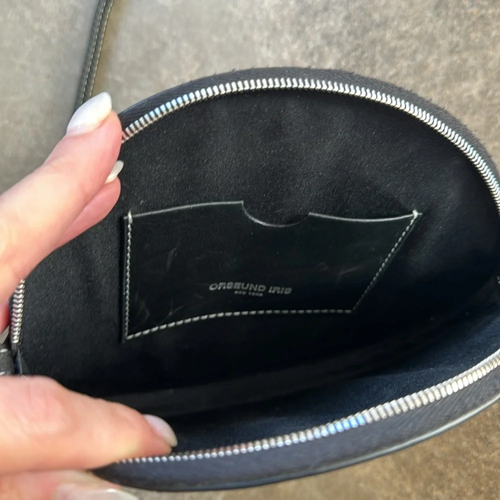 Orseund Iris Black Leather Round Crossbody Purse 48/60 - Picture 6 of 7